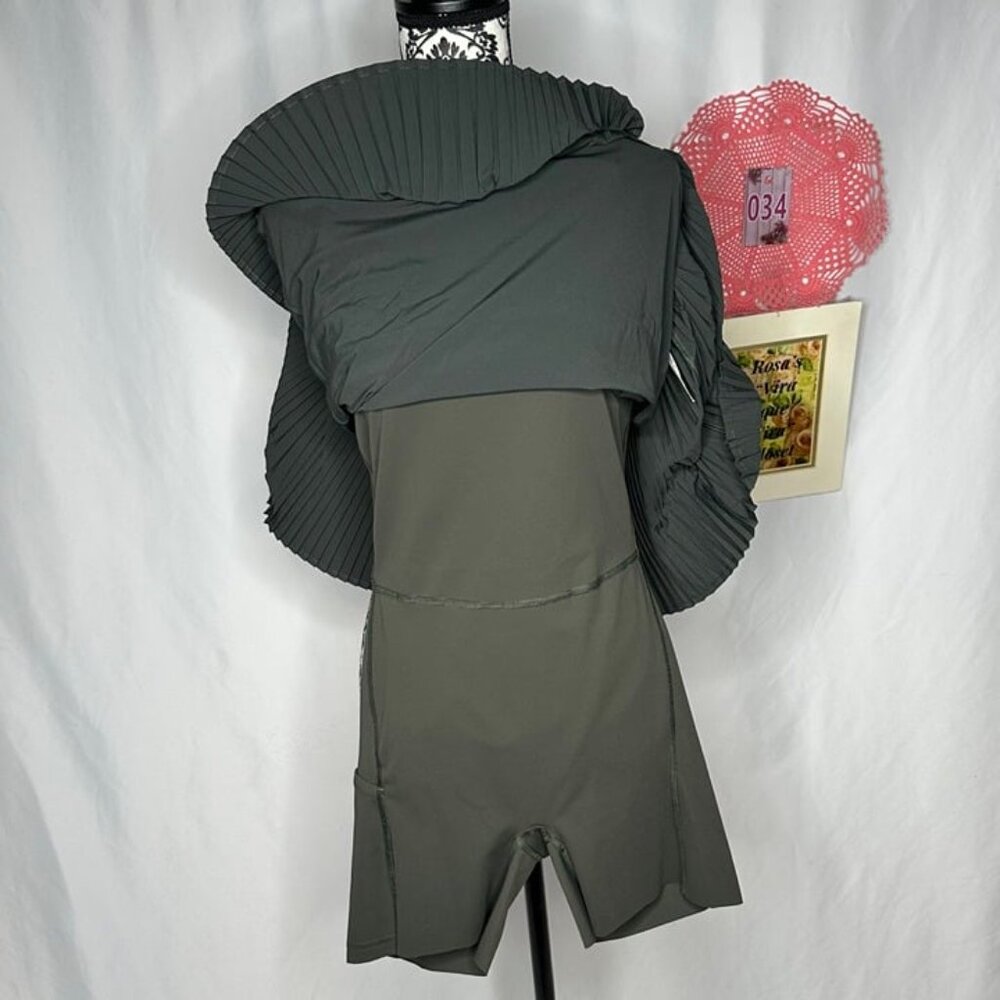 NWT Spank Yes, Pleats! Dress Medium - Picture 8 of 12